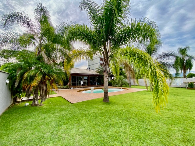 Foto do Casa - Casa à Venda no Bairro Centro em Sapiranga, RS, Pronta, Com piscina,  6 vagas, Aceita imóvel no litoral, serra ou em sapiranga. Aceita carro | Frassão Negócios