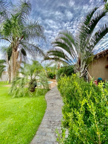 Foto do Casa - Casa à Venda no Bairro Centro em Sapiranga, RS, Pronta, Com piscina,  6 vagas, Aceita imóvel no litoral, serra ou em sapiranga. Aceita carro | Frassão Negócios