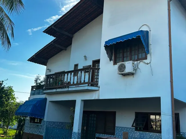 Casa com 720m² 8 quartos e 7 banheiros, para alugar, no bairro Itaipu em Niterói