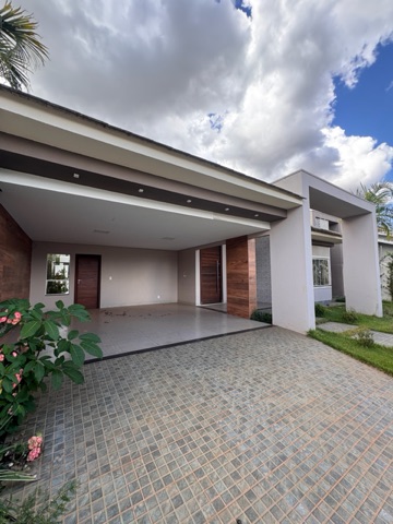 Casa com 501m² 3 quartos e 1 banheiro, à venda, no bairro Parque dos Ingás em Nova Mutum