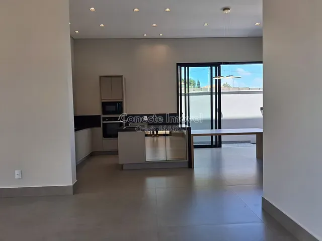 Casa com 250m² 3 quartos e 3 banheiros, à venda, no bairro Loteamento São Pedro em Jaguariúna