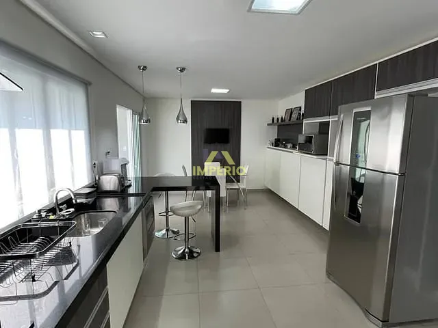 Casa com 510m² 4 quartos e 5 banheiros, à venda, no bairro Condomínio Fechado Hermenegildo Milioni em Salto