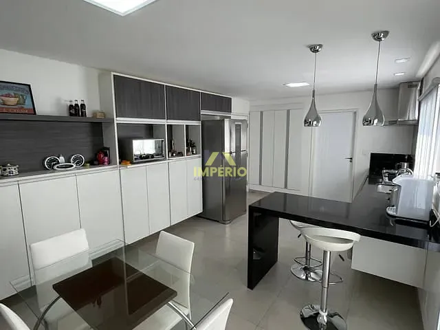 Casa com 510m² 4 quartos e 5 banheiros, à venda, no bairro Condomínio Fechado Hermenegildo Milioni em Salto