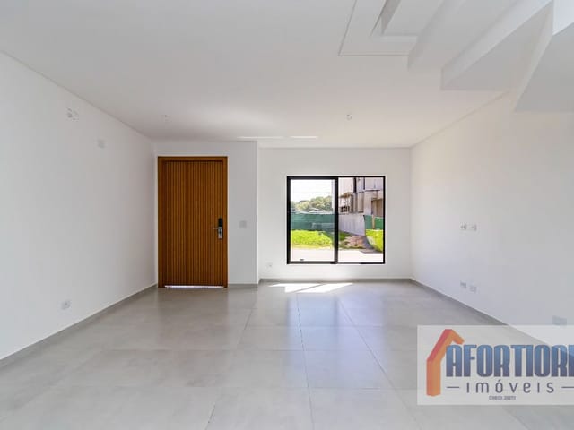 Casa com 128m² 3 quartos e 2 banheiros, à venda, no bairro Santa Cândida em Curitiba