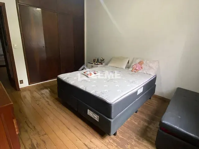 Casa 4 quartos e 2 banheiros, à venda, no bairro Centro em Mococa