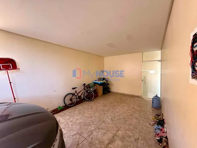 Casa com 450m² 4 quartos e 4 banheiros, à venda, no bairro Olivença em Ilhéus