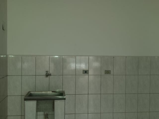 Casa com 415m² 4 quartos e 2 banheiros, à venda, no bairro Residencial Comercial Vila Verde em Pindamonhangaba