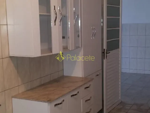 Casa com 415m² 4 quartos e 2 banheiros, à venda, no bairro Residencial Comercial Vila Verde em Pindamonhangaba