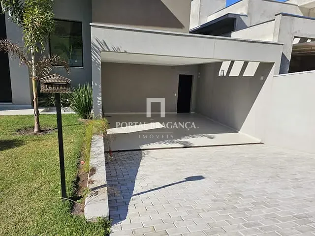 Casa com 328m² 3 quartos e 4 banheiros, à venda, no bairro Condomínio Villa Real de Bragança em Bragança Paulista