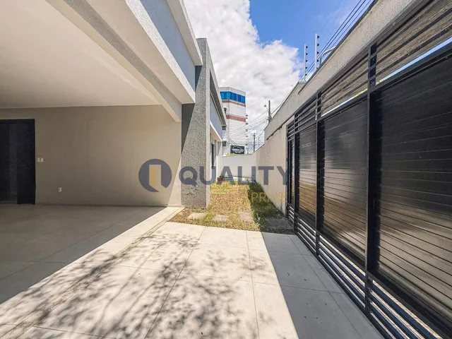 Casa com 360m² 4 quartos e 3 banheiros, à venda, no bairro Amadeu Furtado em Fortaleza