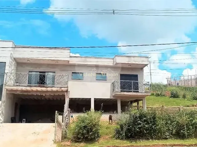 Casa com 832m² 4 quartos e 5 banheiros, à venda, no bairro Jardim Colonial em Atibaia