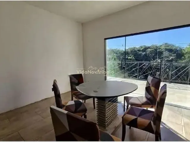 Casa com 832m² 4 quartos e 5 banheiros, à venda, no bairro Jardim Colonial em Atibaia