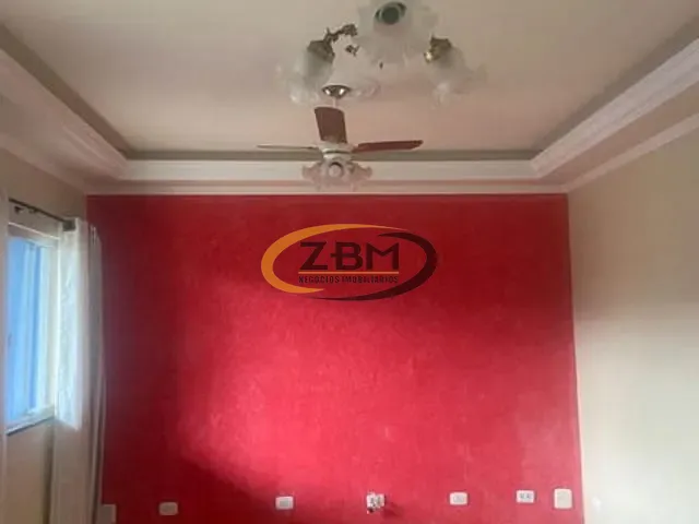 Casa com 250m² 3 quartos e 4 banheiros, à venda, no bairro Não informado em Londrina