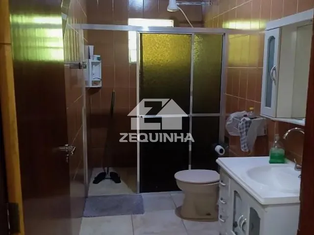 Casa com 250m² 3 quartos e 2 banheiros, à venda, no bairro Jardim Veloso em Osasco