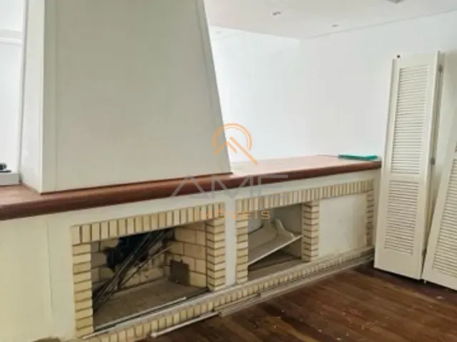 Casa com 546m² 4 quartos e 3 banheiros, à venda, no bairro Areal em Pelotas