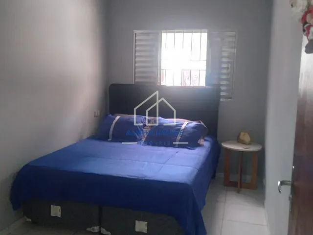 Casa 2 quartos e 1 banheiro, à venda, no bairro Araretama em Pindamonhangaba