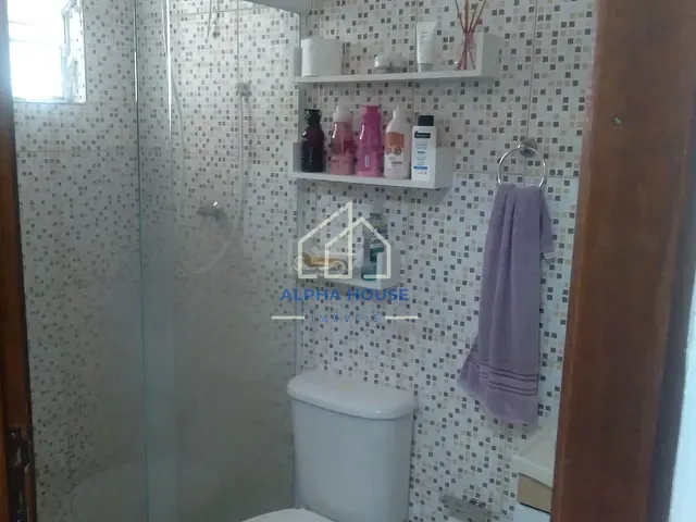 Casa 2 quartos e 1 banheiro, à venda, no bairro Araretama em Pindamonhangaba