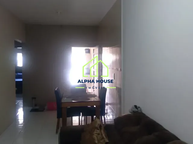 Casa 2 quartos e 1 banheiro, à venda, no bairro Araretama em Pindamonhangaba