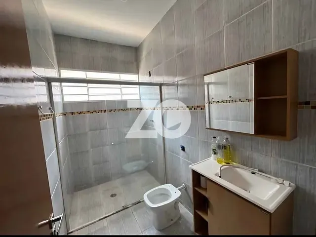Casa com 300m² 2 quartos e 1 banheiro, à venda, no bairro Jardim Ferraz em Bauru