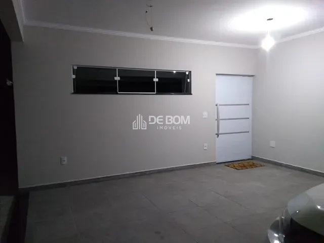 Casa com 275m² 3 quartos e 3 banheiros, à venda, no bairro Jardim dos Manacás em Poços de Caldas