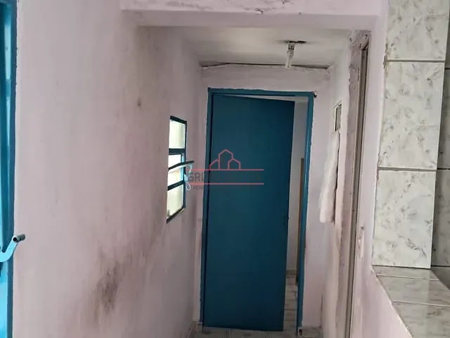 Casa com 125m² 2 quartos e 1 banheiro, à venda, no bairro Jardim Silveira em Barueri