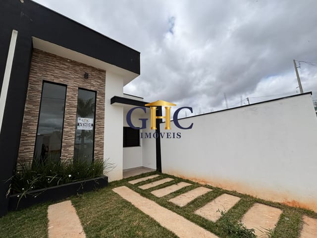 Casa com 125m² 2 quartos e 2 banheiros, à venda, no bairro Jardim São Lucas em Salto de Pirapora