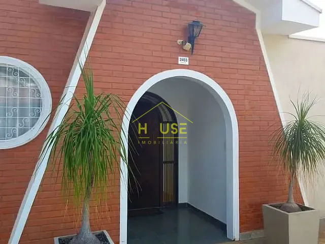 Casa com 837m² 4 quartos e 3 banheiros, à venda, no bairro São João em Votuporanga