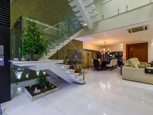 Casa com 600m² 4 quartos e 3 banheiros, à venda, no bairro Recreio dos Bandeirantes em Rio de Janeiro