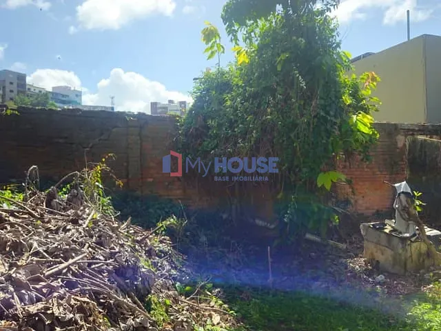 Casa 4 quartos e 3 banheiros, à venda, no bairro Boa Vista em Ilhéus