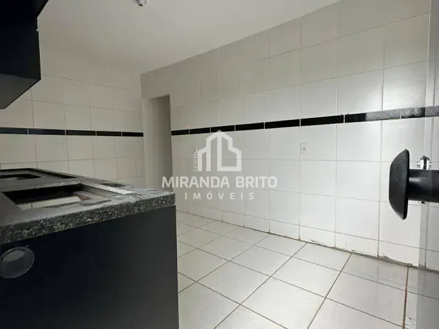 Casa 2 quartos e 2 banheiros, à venda, no bairro Jardim Dom Bosco em Aparecida de Goiânia