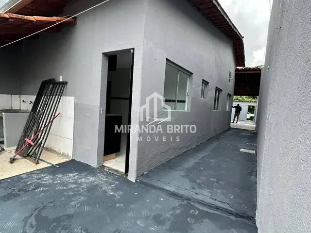 Casa 2 quartos e 2 banheiros, à venda, no bairro Jardim Dom Bosco em Aparecida de Goiânia
