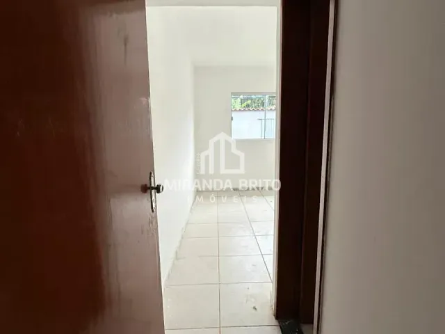 Casa 2 quartos e 2 banheiros, à venda, no bairro Jardim Dom Bosco em Aparecida de Goiânia