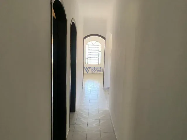 Casa com 250m² 3 quartos e 1 banheiro, à venda, no bairro Bosque dos Eucaliptos em São José dos Campos