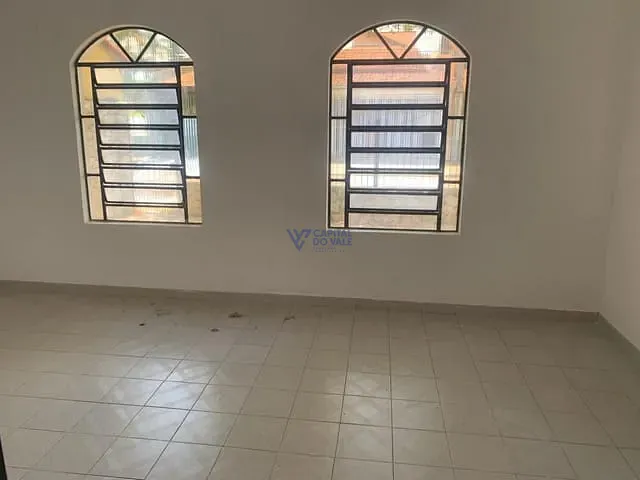Casa com 250m² 3 quartos e 1 banheiro, à venda, no bairro Bosque dos Eucaliptos em São José dos Campos