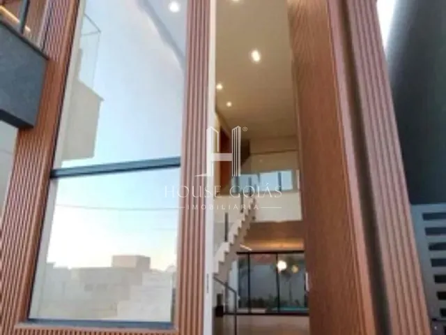 Casa com 262m² 3 quartos e 4 banheiros, à venda, no bairro Jardins Sevilha em Aparecida de Goiânia