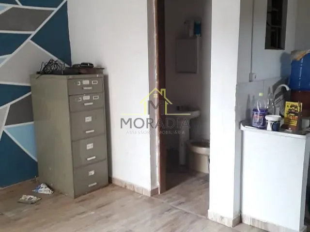 Casa com 400m² 6 quartos e 4 banheiros, à venda, no bairro Parque das Orquideas em Guaxupé