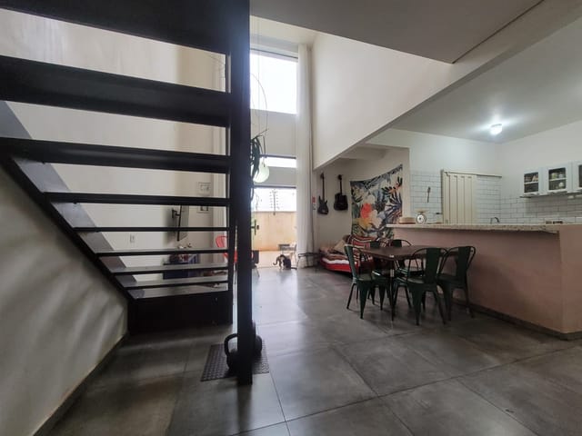 Casa 3 quartos e 1 banheiro, à venda, no bairro Heimtal em Londrina