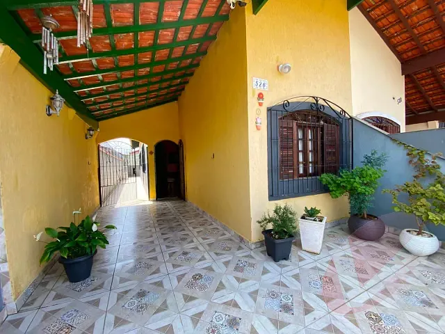 Casa com 125m² 2 quartos e 1 banheiro, à venda, no bairro Jardim Imperador em Praia Grande