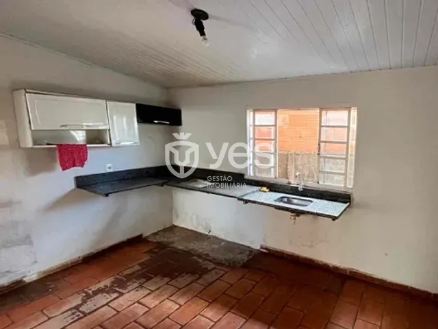 Casa 4 quartos e 1 banheiro, à venda, no bairro Vila Padre Alaor em Araxá