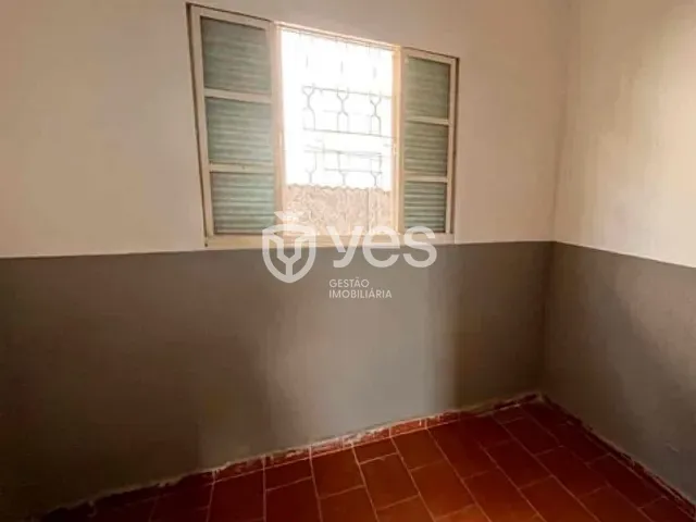 Casa 4 quartos e 1 banheiro, à venda, no bairro Vila Padre Alaor em Araxá