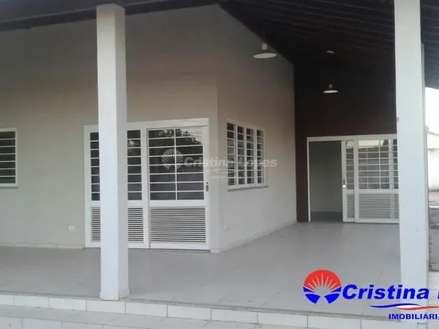 Casa com 880m², à venda, no bairro Fátima em Teresina