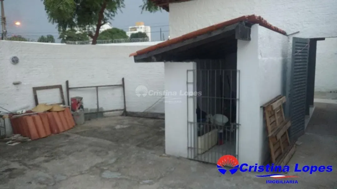 Casa, 1 quarto, 880 m² - Foto 37