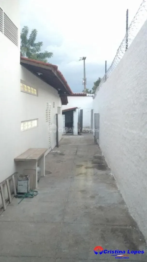 Casa, 1 quarto, 880 m² - Foto 35