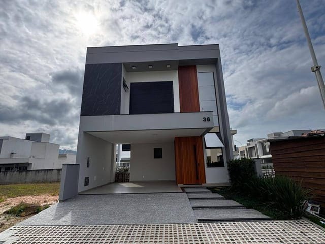 Foto do Casa - Casa à Venda no Brisas Condomínio Parque | Arquitetura, Conforto e Segurança em Biguaçu | Costão Sul Imóveis