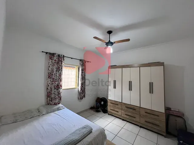 Casa 2 quartos e 1 banheiro, à venda, no bairro Parque Clayton Malaman em Pirassununga