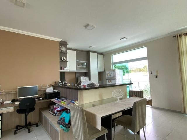 Casa com 202m² 3 quartos e 1 banheiro, à venda, no bairro Loteamento Residencial Jardim Esperança em Americana