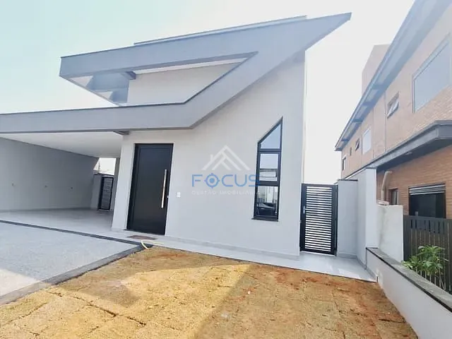 Casa com 300m² 3 quartos e 4 banheiros, à venda, no bairro São Venâncio em Itupeva