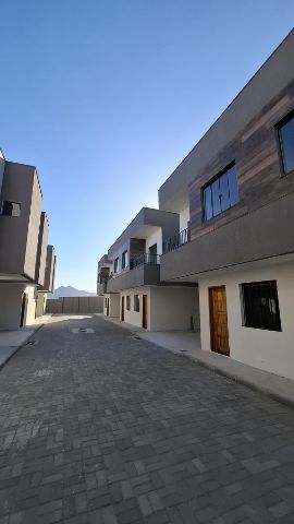 Casa com 75m² 2 quartos e 2 banheiros, à venda, no bairro São José do Imbassaí em Maricá