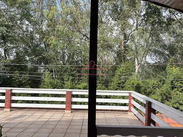 Casa com 300m² 3 quartos e 2 banheiros, à venda, no bairro Parque Nova Jandira em Jandira