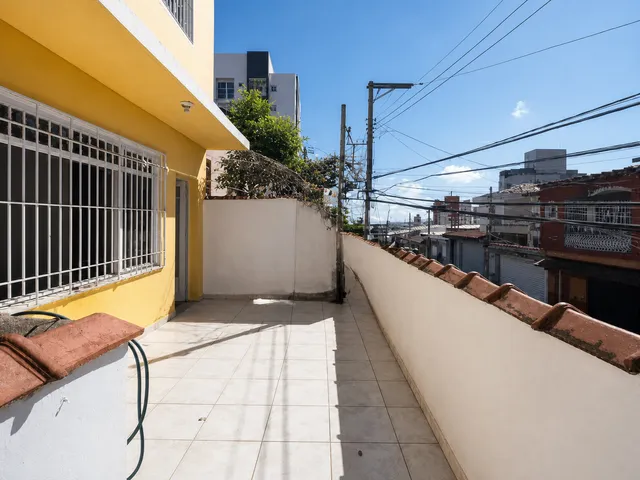 Casa 2 quartos e 2 banheiros, para alugar, no bairro Vila Mazzei em São Paulo